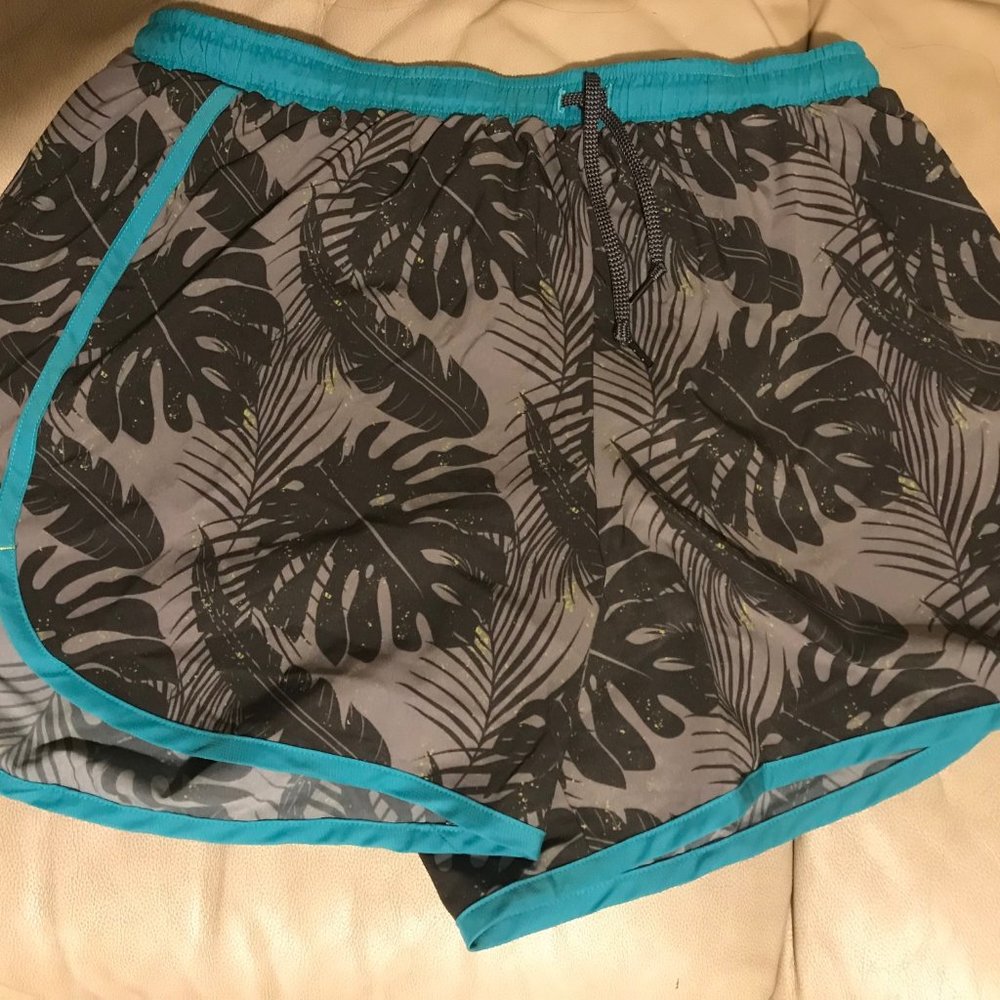 rabbit running shorts large surf 'n turf 4"